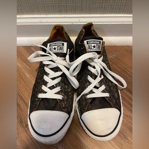 Metallic leopard converse chucks